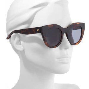 BRAND NEW - IN ORIGINAL PACKAGING - LE SPECS Air Heart 51mm Sunglasses